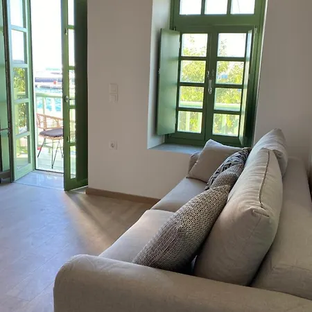 Mentor Apartment Adamantas (Milos)